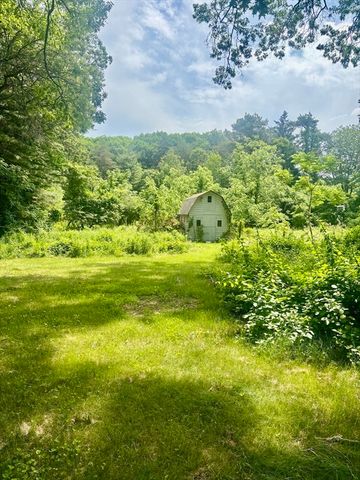 137 Spofford Rd, Boxford, MA 01921
