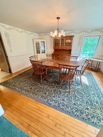 137 Spofford Rd, Boxford, MA 01921