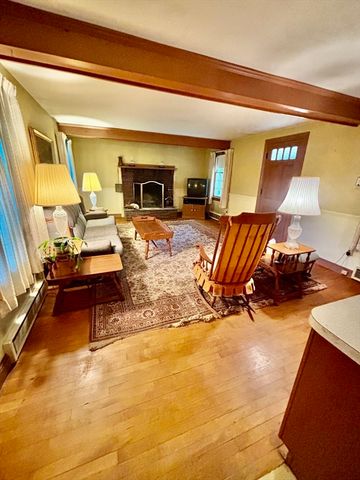 137 Spofford Rd, Boxford, MA 01921
