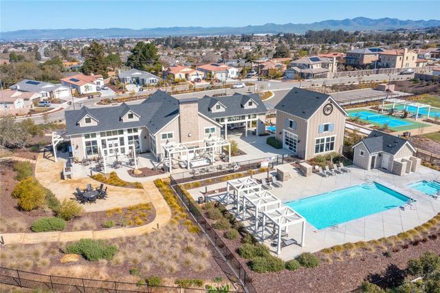 1133 Flax, Santa Maria, CA 93455