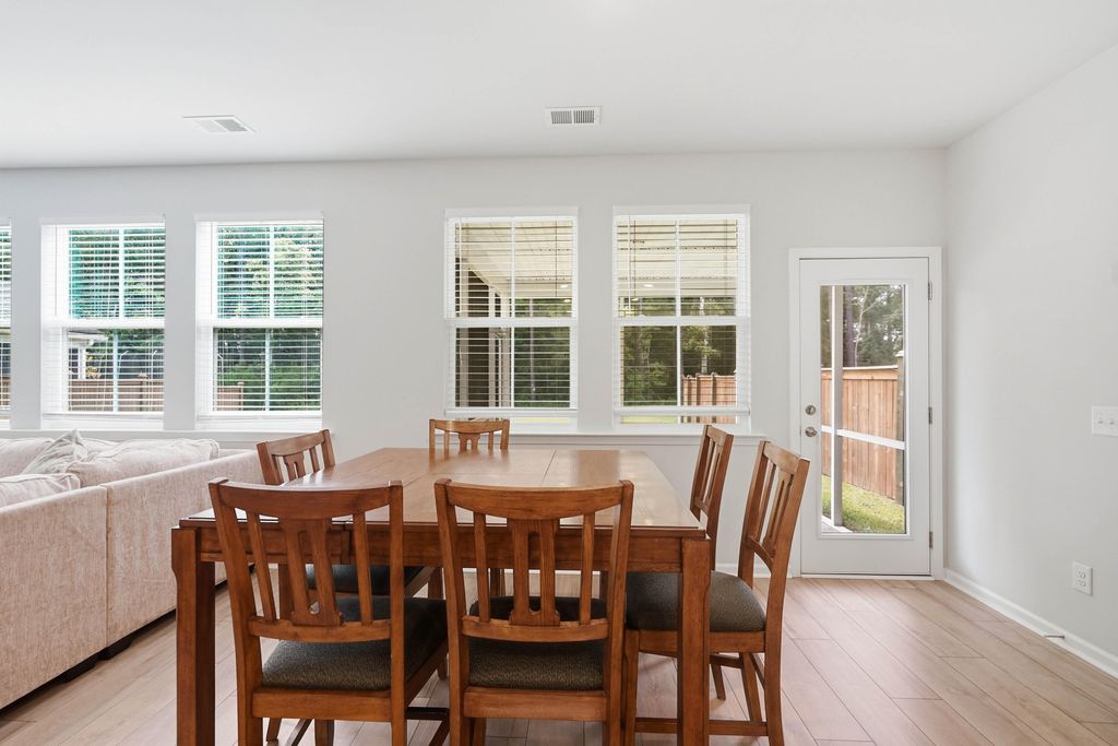 Image 18 of property listing at 2030 Nola Run, Summerville, SC 29485