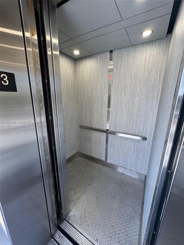 5500 SW 77th Ct 305, Miami, FL 33155