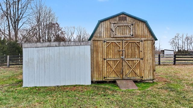 5536 Fike Road, Waco, KY 40385