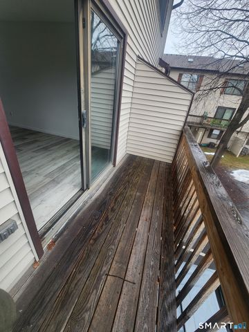 15 Crest Street C15, West Haven, CT 06516