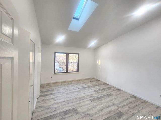 15 Crest Street C15, West Haven, CT 06516