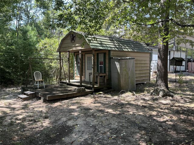 297 Leaning Oak Drive, Point Blank, TX 77364