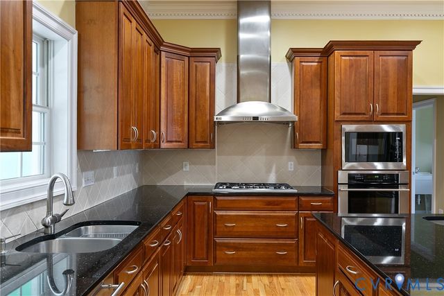 630 Cross Ridge Ln, Manakin Sabot, VA 23103