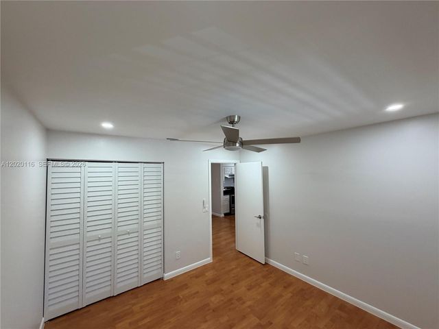 716 NW 103rd Ter 203, Pembroke Pines, FL 33026