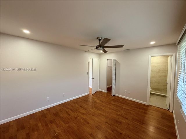 716 NW 103rd Ter 203, Pembroke Pines, FL 33026