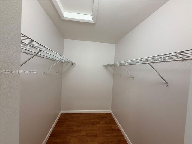 716 NW 103rd Ter 203, Pembroke Pines, FL 33026