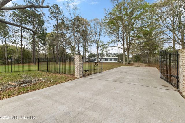3484 Mississippi 53, Poplarville, MS 39470