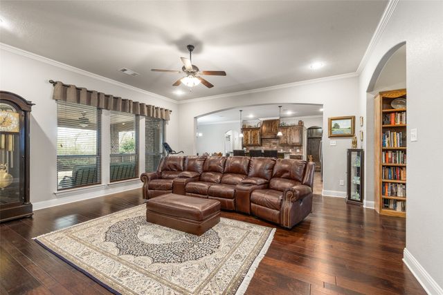 724 Paintbrush Court, Aledo, TX 76008