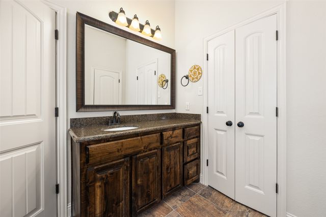 724 Paintbrush Court, Aledo, TX 76008