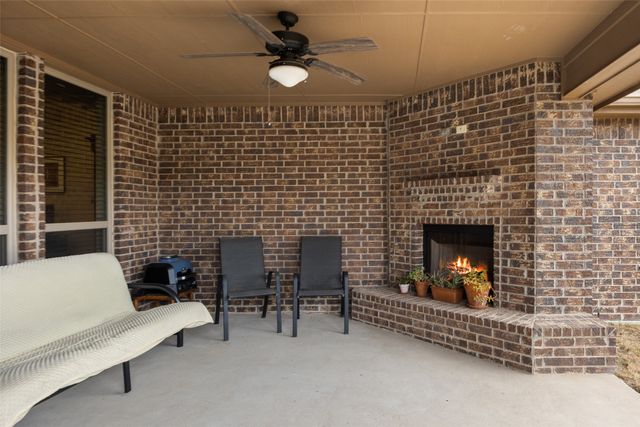 724 Paintbrush Court, Aledo, TX 76008