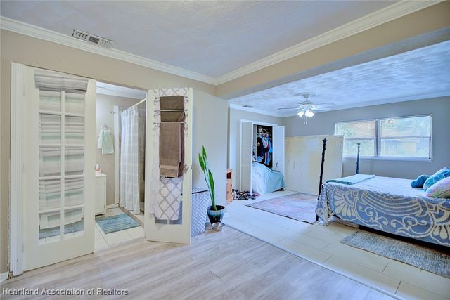 920 Lake Drive E, Lake Placid, FL 33852