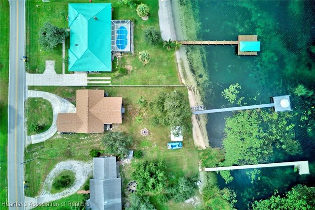 920 Lake Drive E, Lake Placid, FL 33852