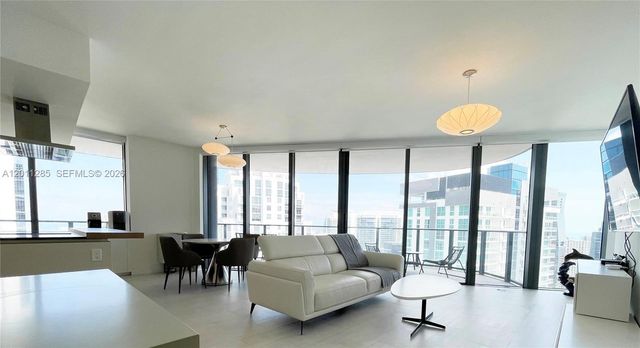 1000 Brickell Plz 4301, Miami, FL 33131
