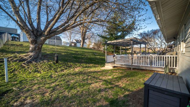 2607 SEIP AVE, Easton, PA 18045