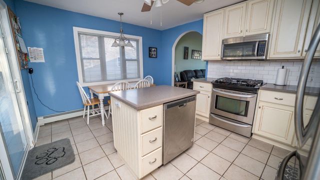 2607 SEIP AVE, Easton, PA 18045