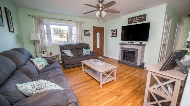 2607 SEIP AVE, Easton, PA 18045