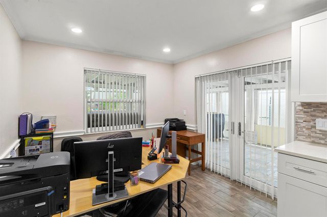 6271 Hope Street, Hollywood, FL 33024