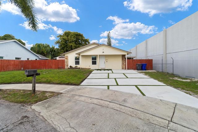 6271 Hope Street, Hollywood, FL 33024