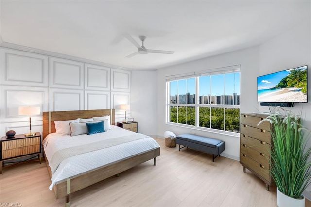 325 Dunes BLVD # 604, Naples, FL 34110