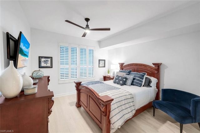 325 Dunes BLVD # 604, Naples, FL 34110