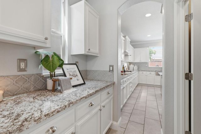10244 Jennick Way, Elk Grove, CA 95757