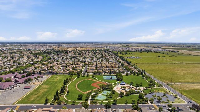 10244 Jennick Way, Elk Grove, CA 95757
