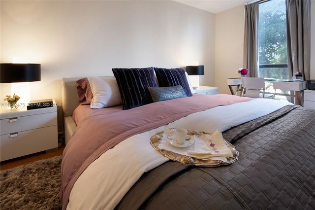 3640 Yacht Club Dr 304, Aventura, FL 33180