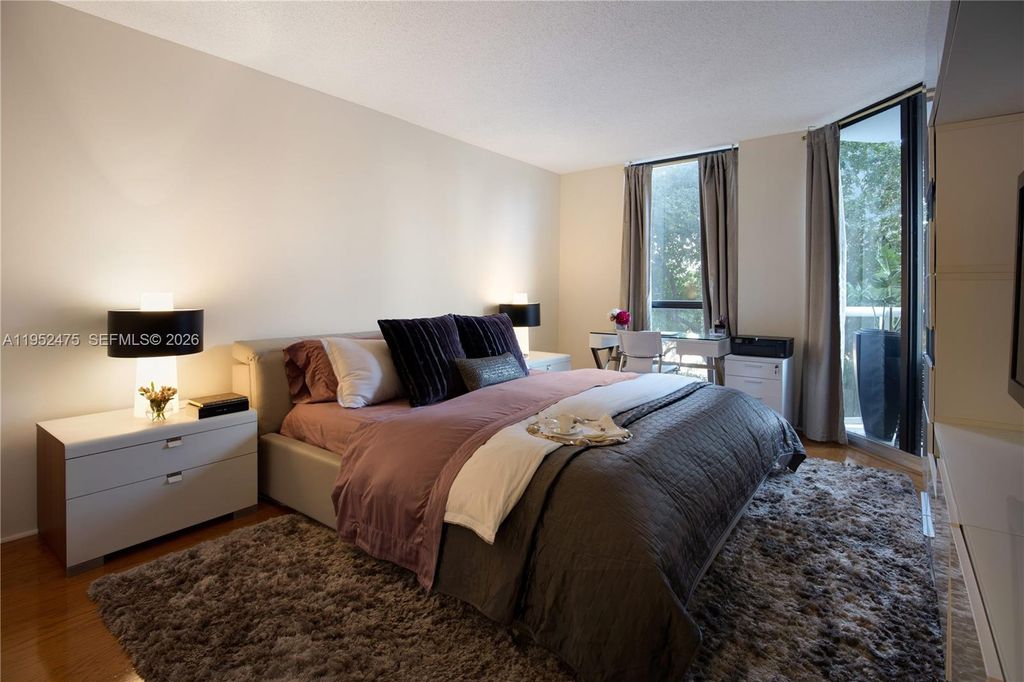 3640 Yacht Club Dr 304, Aventura, FL 33180