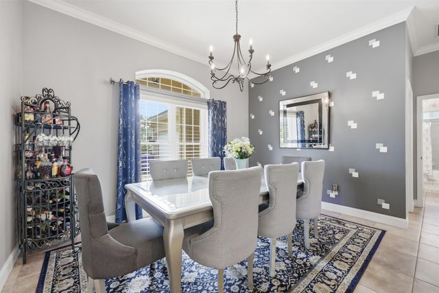 417 Leotta Dr, St Augustine, FL 32086