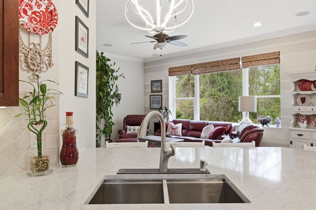 417 Leotta Dr, St Augustine, FL 32086