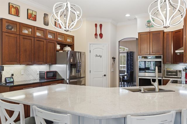 417 Leotta Dr, St Augustine, FL 32086