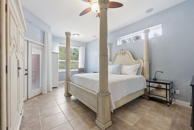 417 Leotta Dr, St Augustine, FL 32086