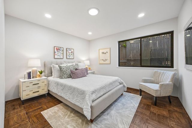 1414 Alameda De Las Pulgas, San Mateo, CA 94402