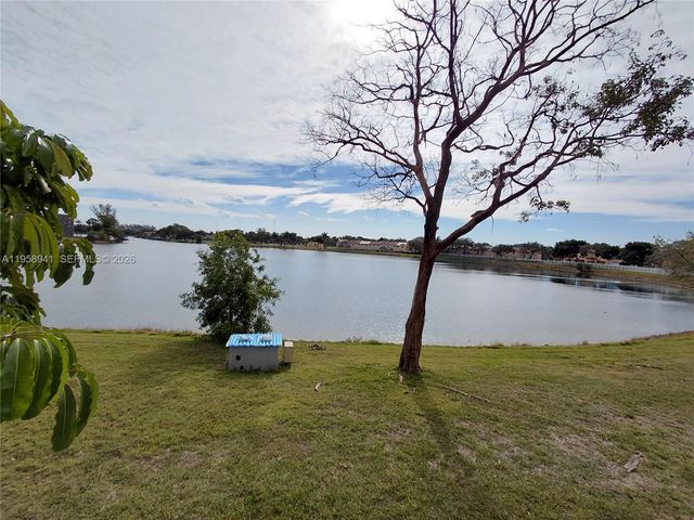 8720 N Sherman Cir 204, Miramar, FL 33025