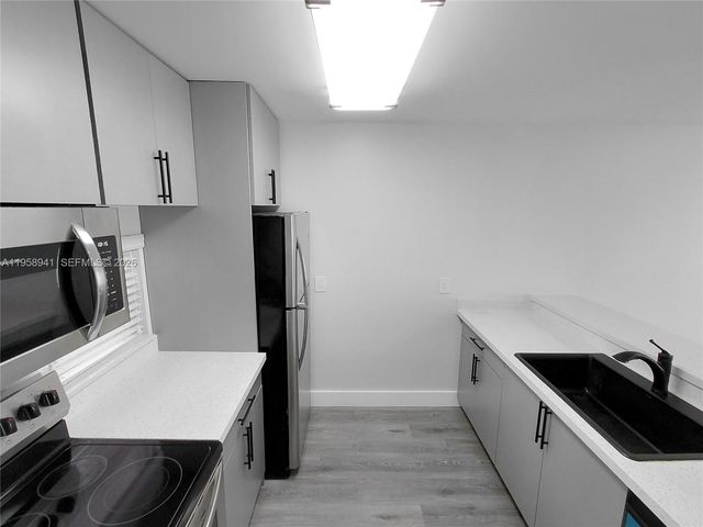 8720 N Sherman Cir 204, Miramar, FL 33025