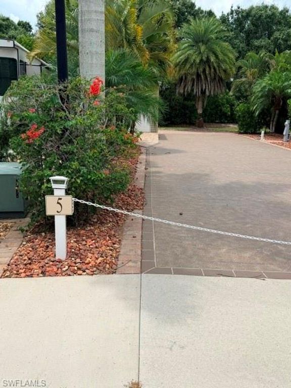 5108 Cypress Trail Resort CIR, FORT MYERS, FL 33905 — exterior