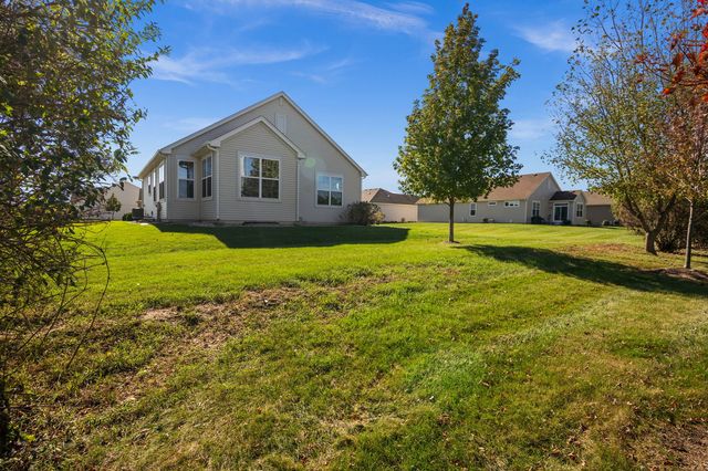 9111 Marks Court, Huntley, IL 60142