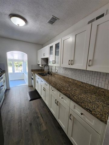 1608 EDNA AVENUE, Largo, FL 33770