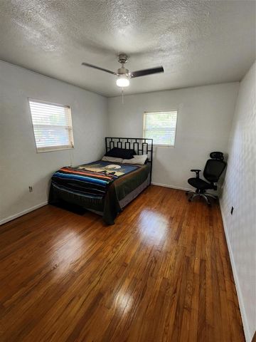 1608 EDNA AVENUE, Largo, FL 33770