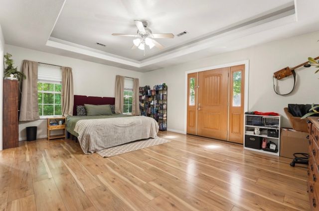 20782 Lakeshore Drive, Springdale, AR 72764