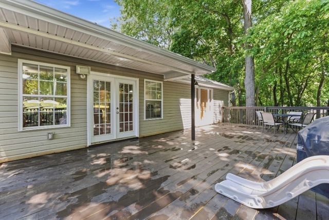 20782 Lakeshore Drive, Springdale, AR 72764