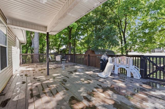 20782 Lakeshore Drive, Springdale, AR 72764