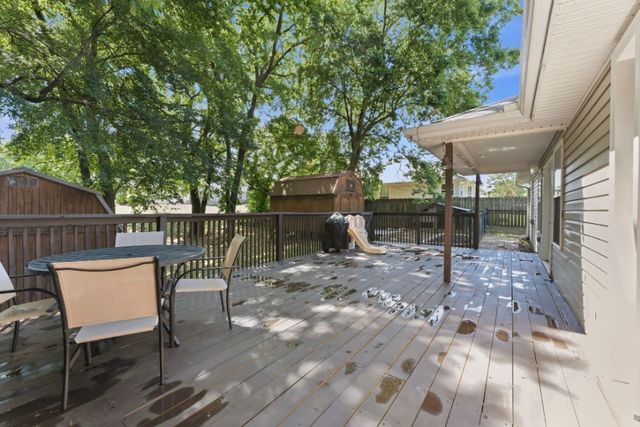 20782 Lakeshore Drive, Springdale, AR 72764