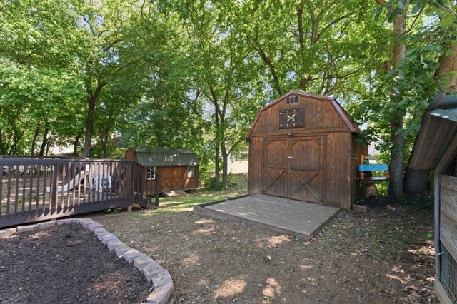 20782 Lakeshore Drive, Springdale, AR 72764