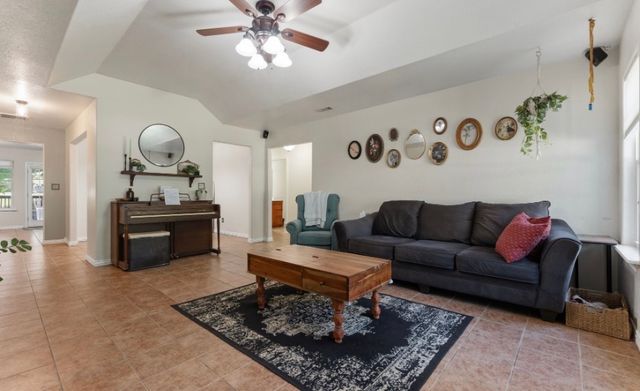 20782 Lakeshore Drive, Springdale, AR 72764
