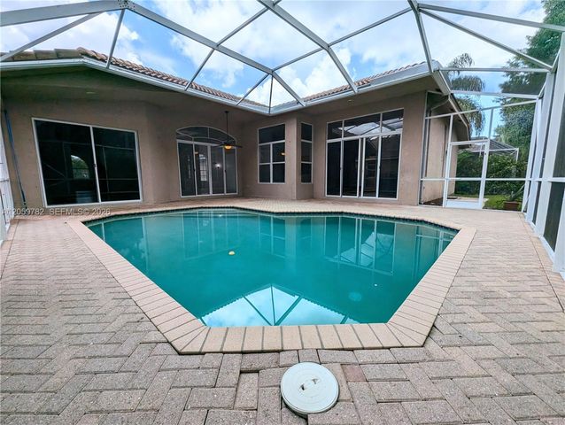 3937 Nighthawk Drive, Weston, FL 33331